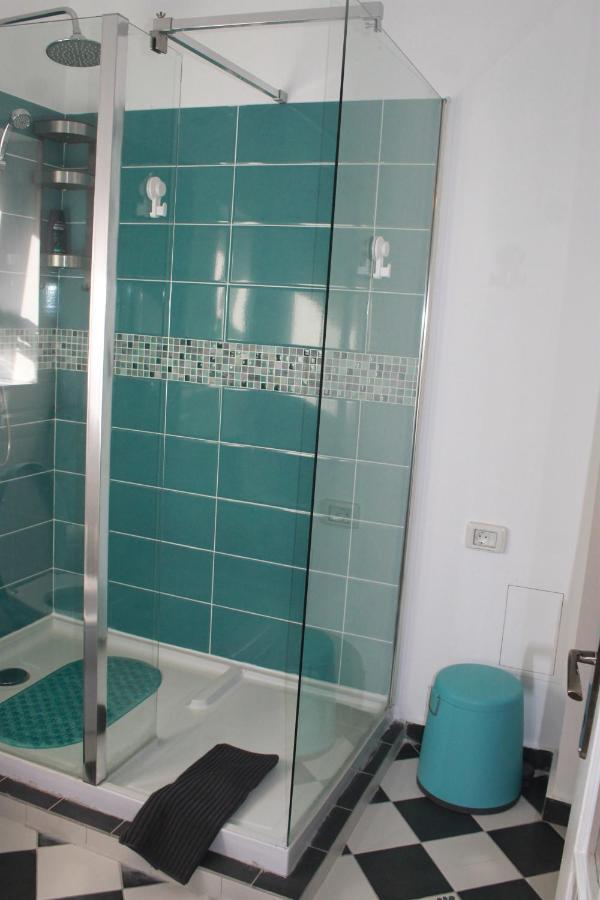Studio Turquoise Victoria Bucharest Luaran gambar